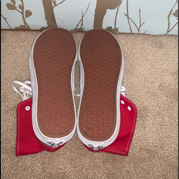 Vans - Picture 5 of 6